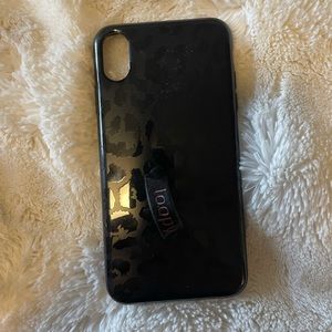 Black cheetah print Loopy case in good condition!